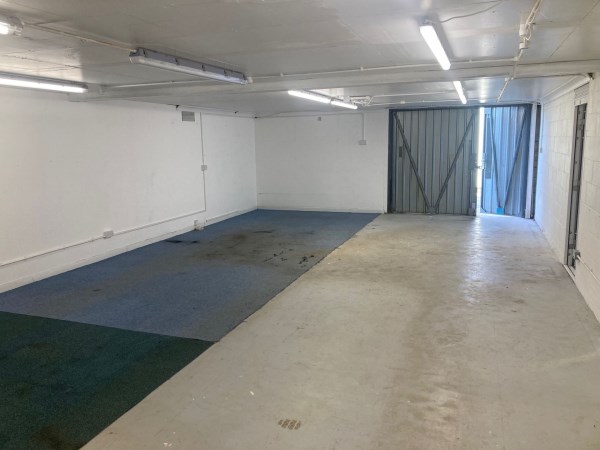 800 sq. ft. Low Industrial Unit
