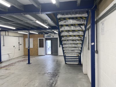 1550 sq. ft. High Industrial Units (with Mezzanine Floor) | Image 4